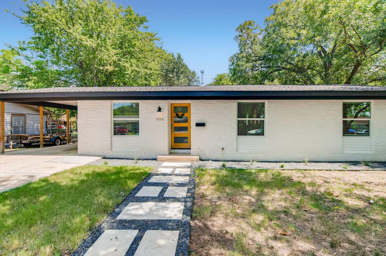 1606 Sweetbriar Avenue