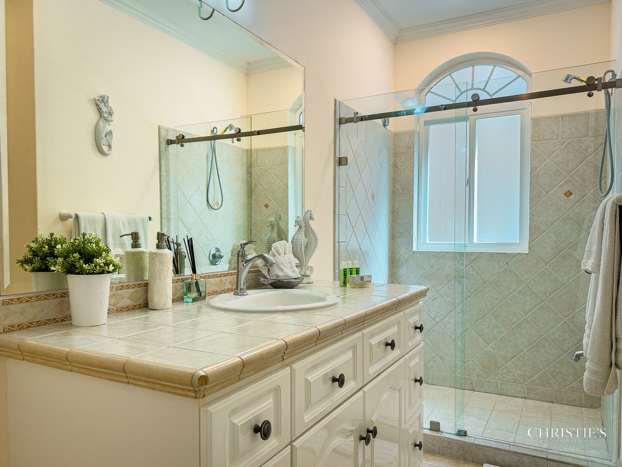 Los Sueños Resort | Colina 13C – 3-Bedroom Golf-View Residence