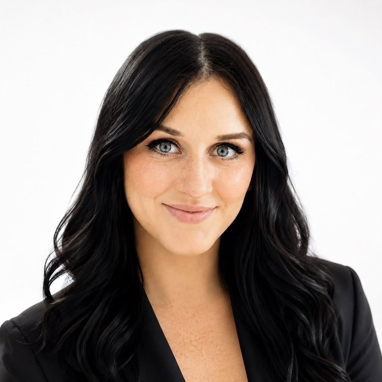 Loranna Sutton Paris, TX Real Estate Agent Headshot