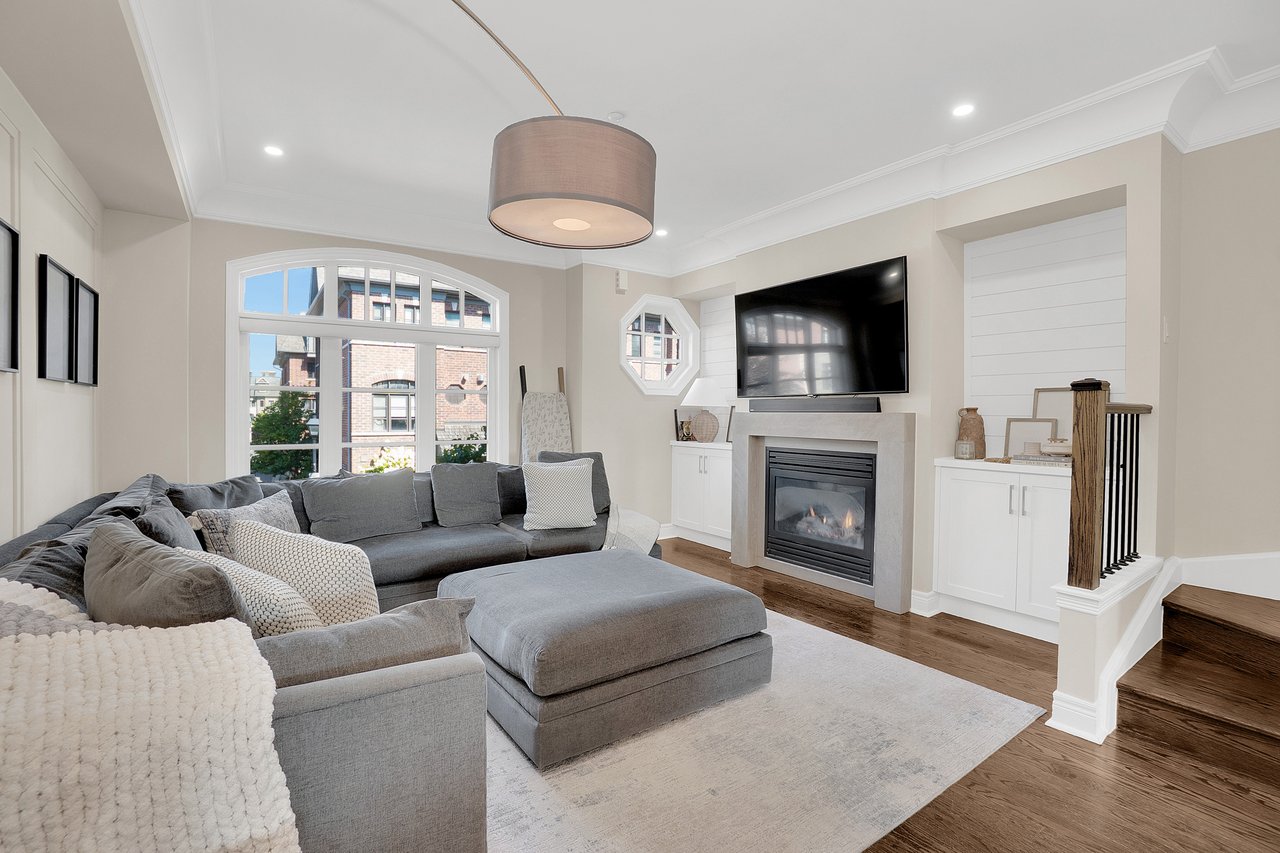 9 Powseland Cres 5, Woodbridge Ontario