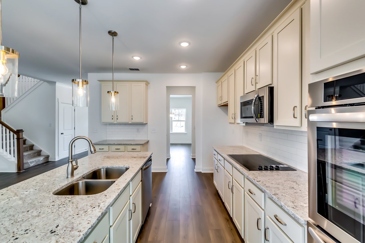 537 Principal Meridian Dr