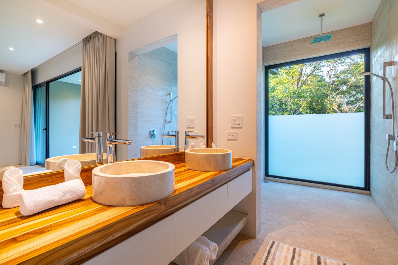Casa Colibri — Protected Whale's Tail Views From a Private 3-Home Ridge Enclave | Uvita