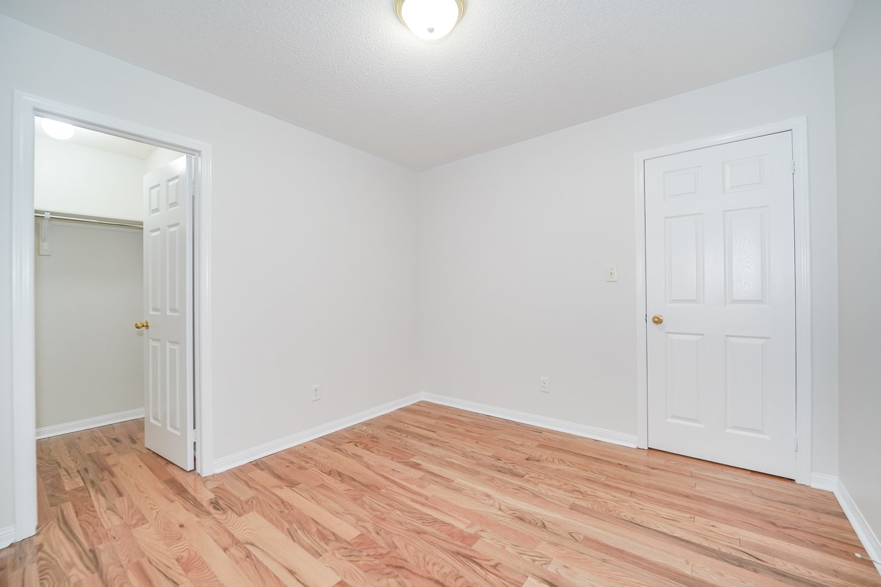 54 Horizon St