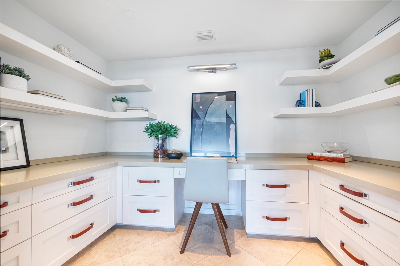 Murano Grande Apt 1106 Jeff Miller Group