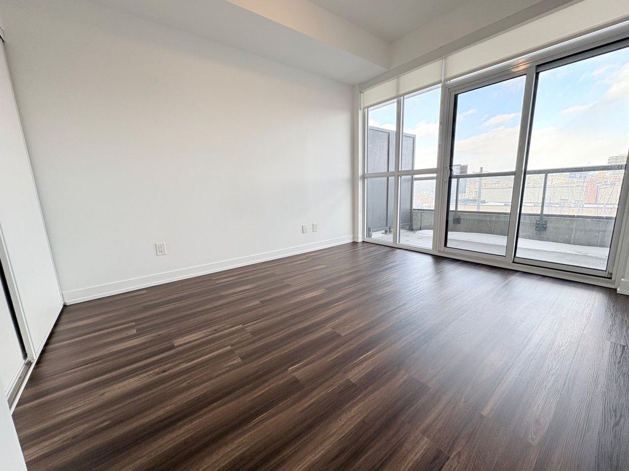 1603 Eglinton Avenue W 321