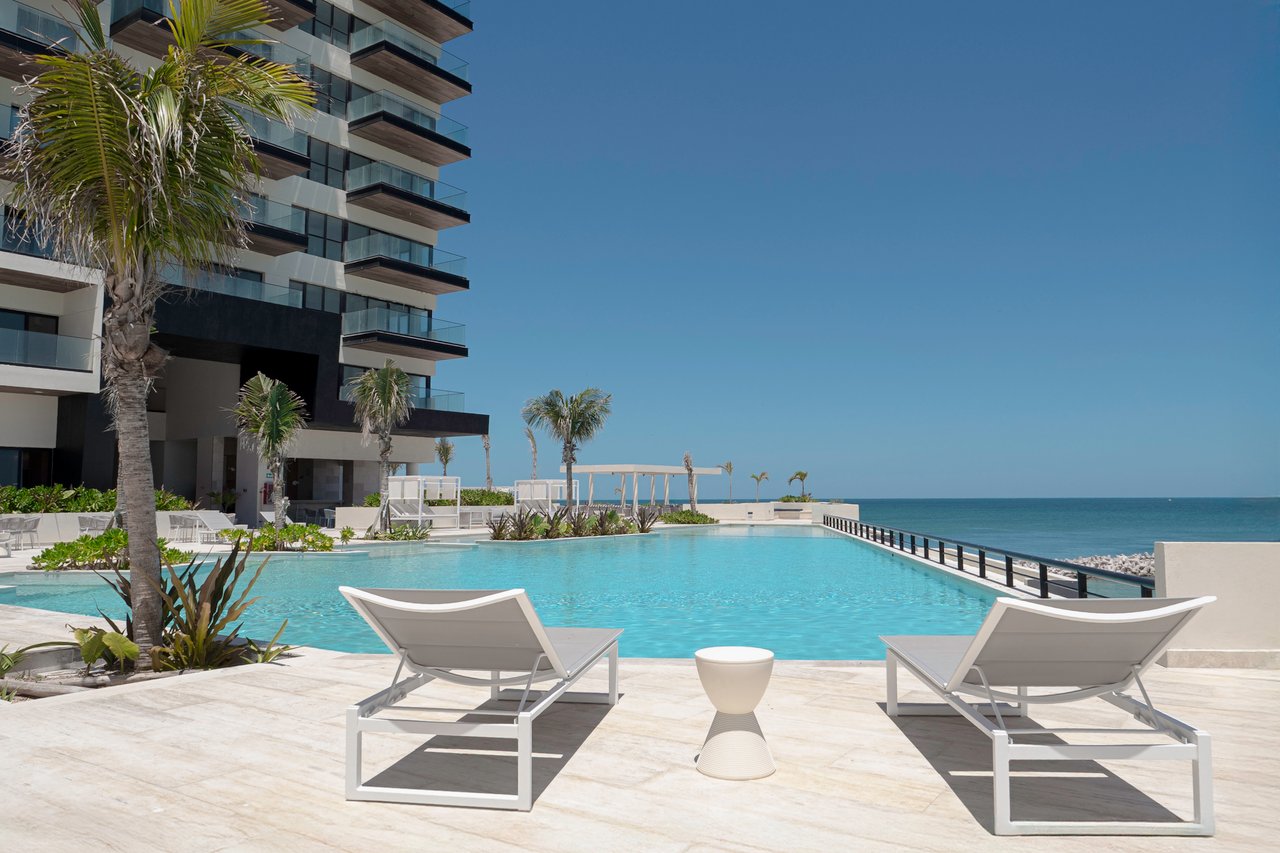 Yucalpetén Resort Marina 