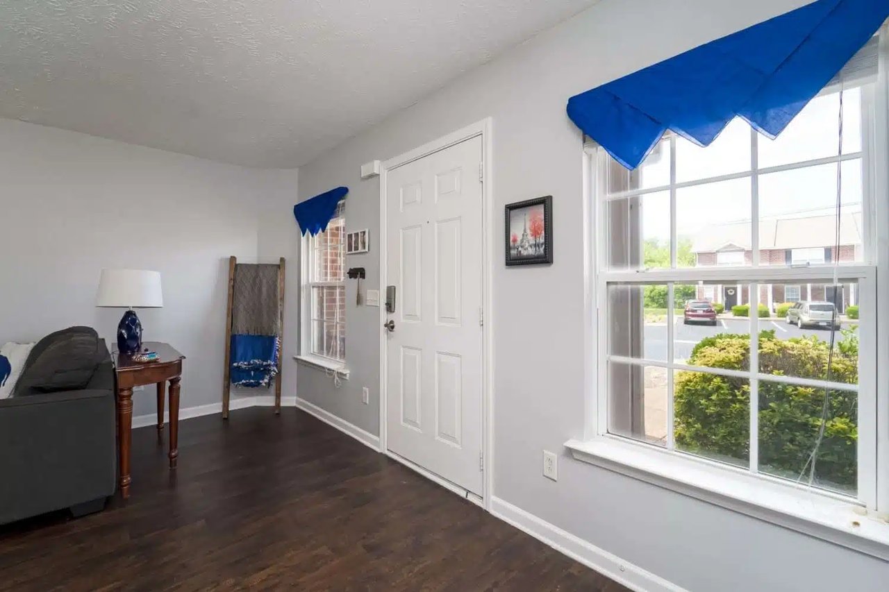 Sold! Gorgeous Renovated Smyrna Townhome