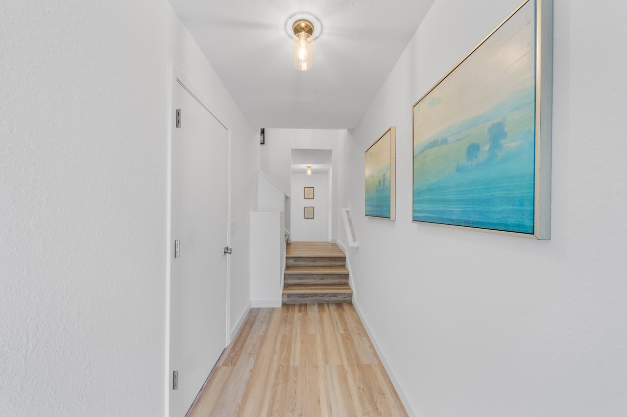338 Deanne Lane