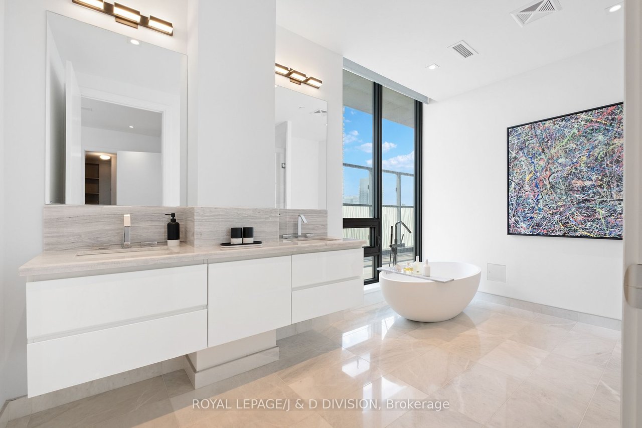 LUXURY ABOVE THE CITY PENTHOUSE