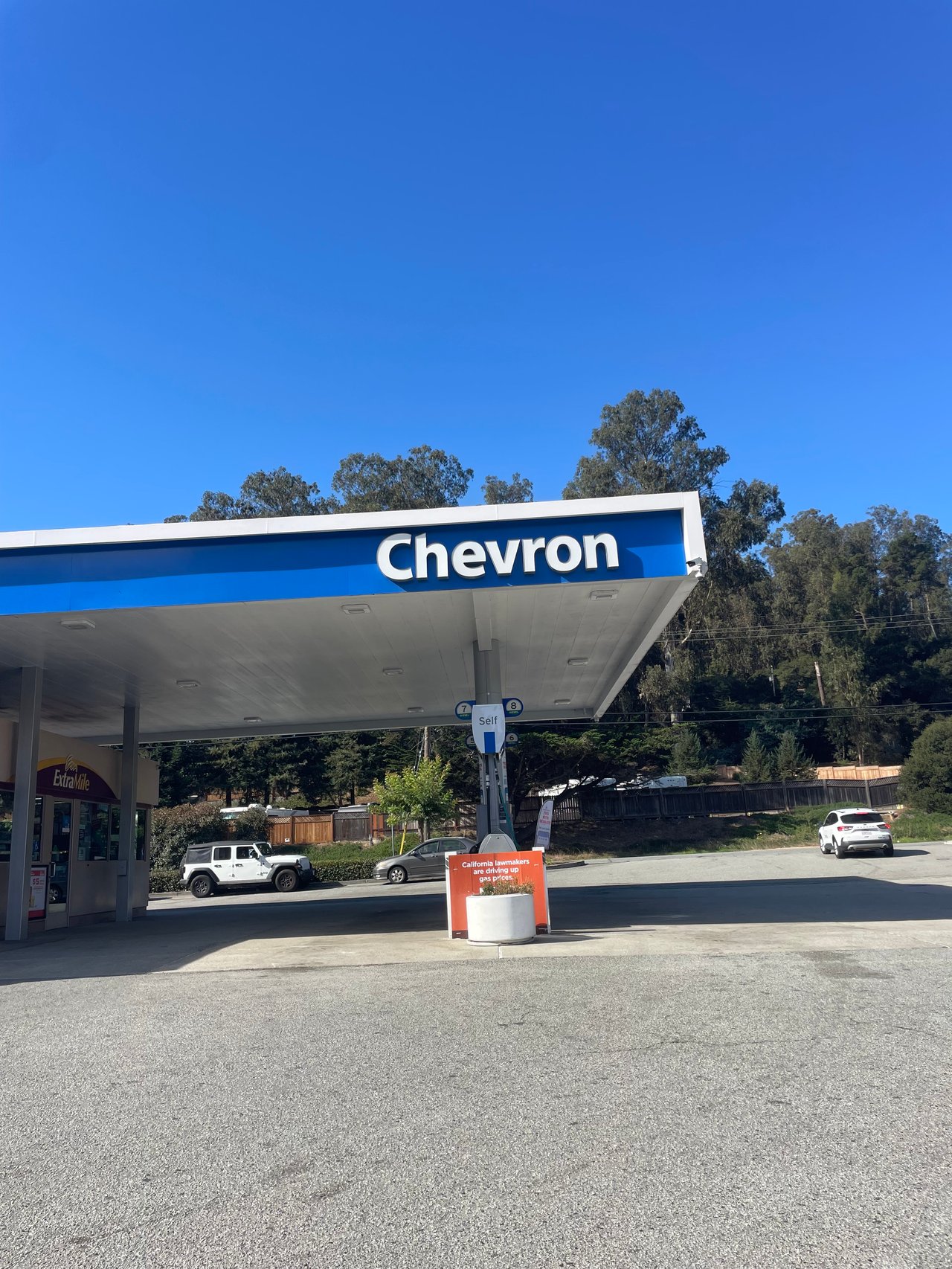 Prunedale Chevron