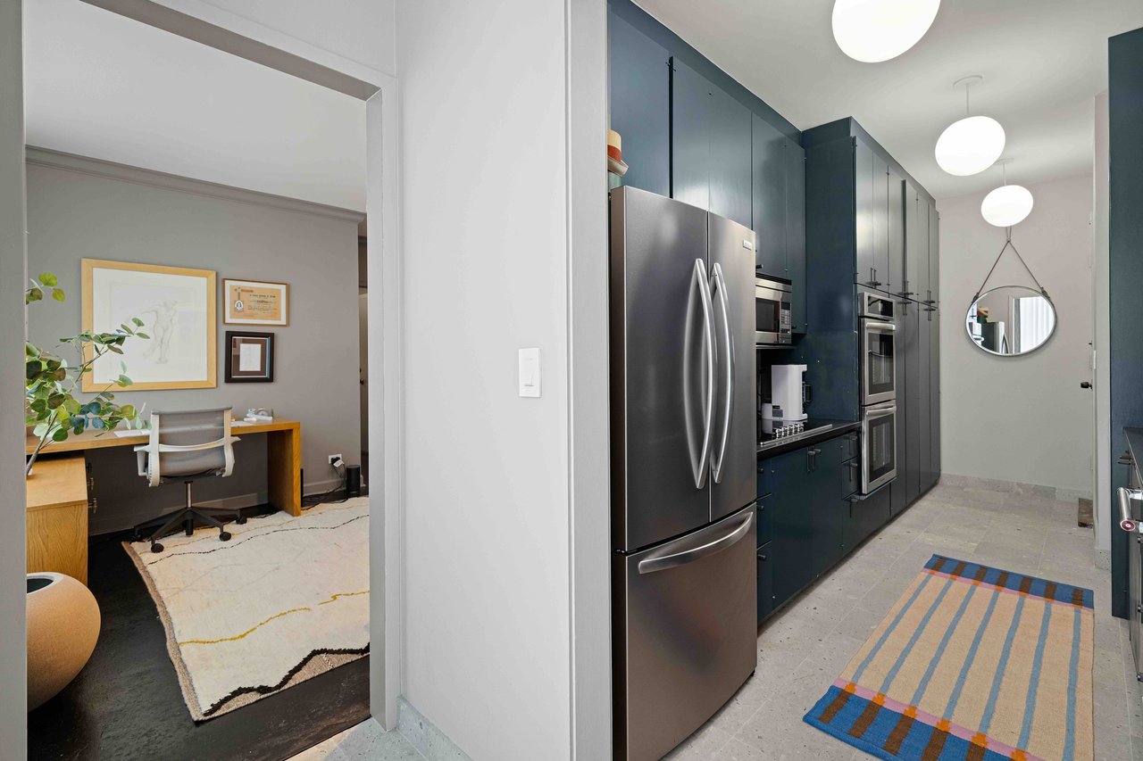 2575 Peachtree Road NE Unit 4H