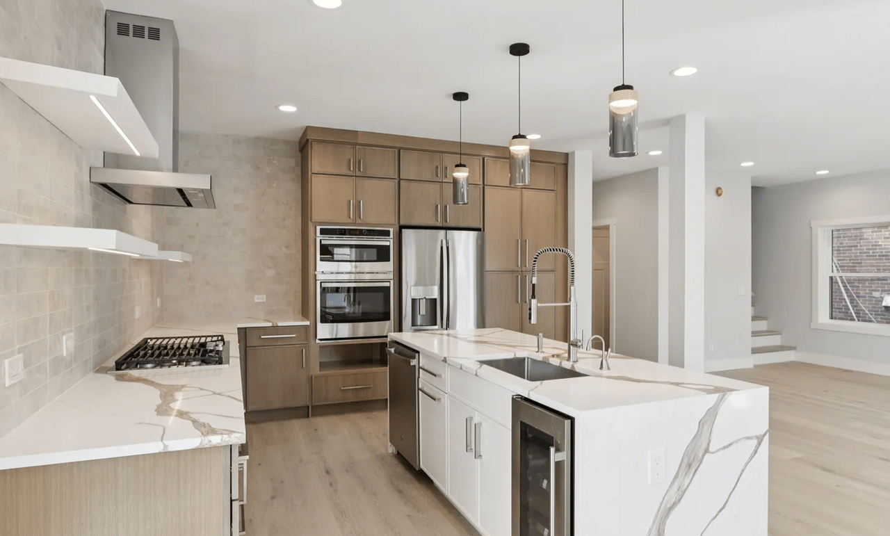 39 S Annapolis Ave #A