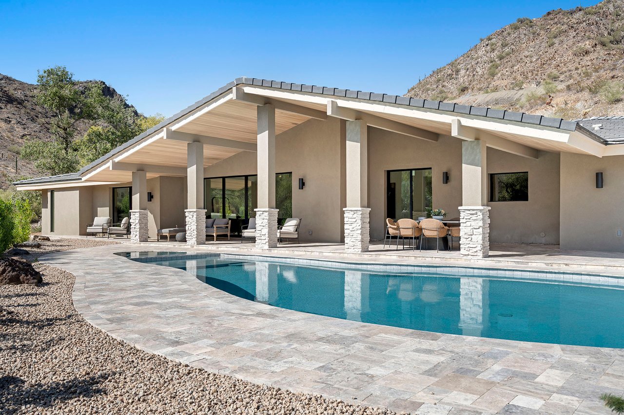 3500 E LINCOLN Drive 26