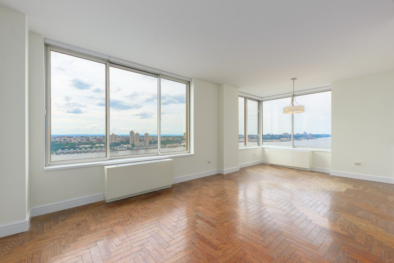 200 Riverside Boulevard, #35C