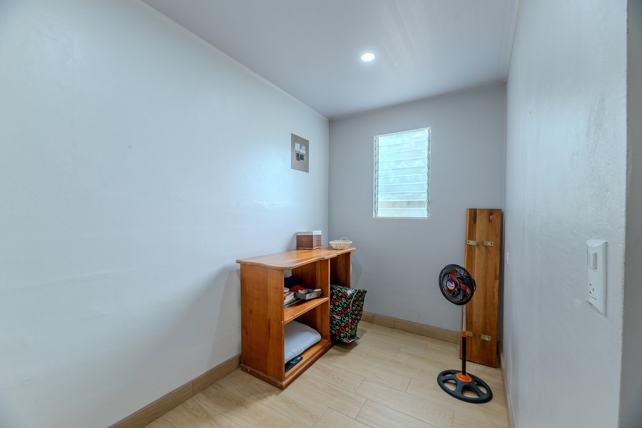 Multi-Family Compound, 4 Fully Furnished Units | 15 Minutes to the Beach