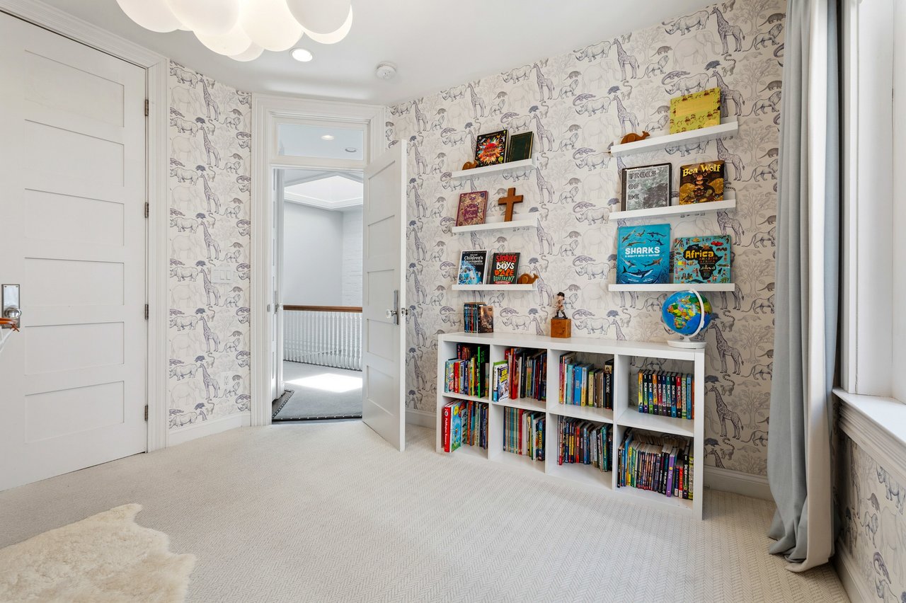 Luxury Dupont Circle Rental Listing