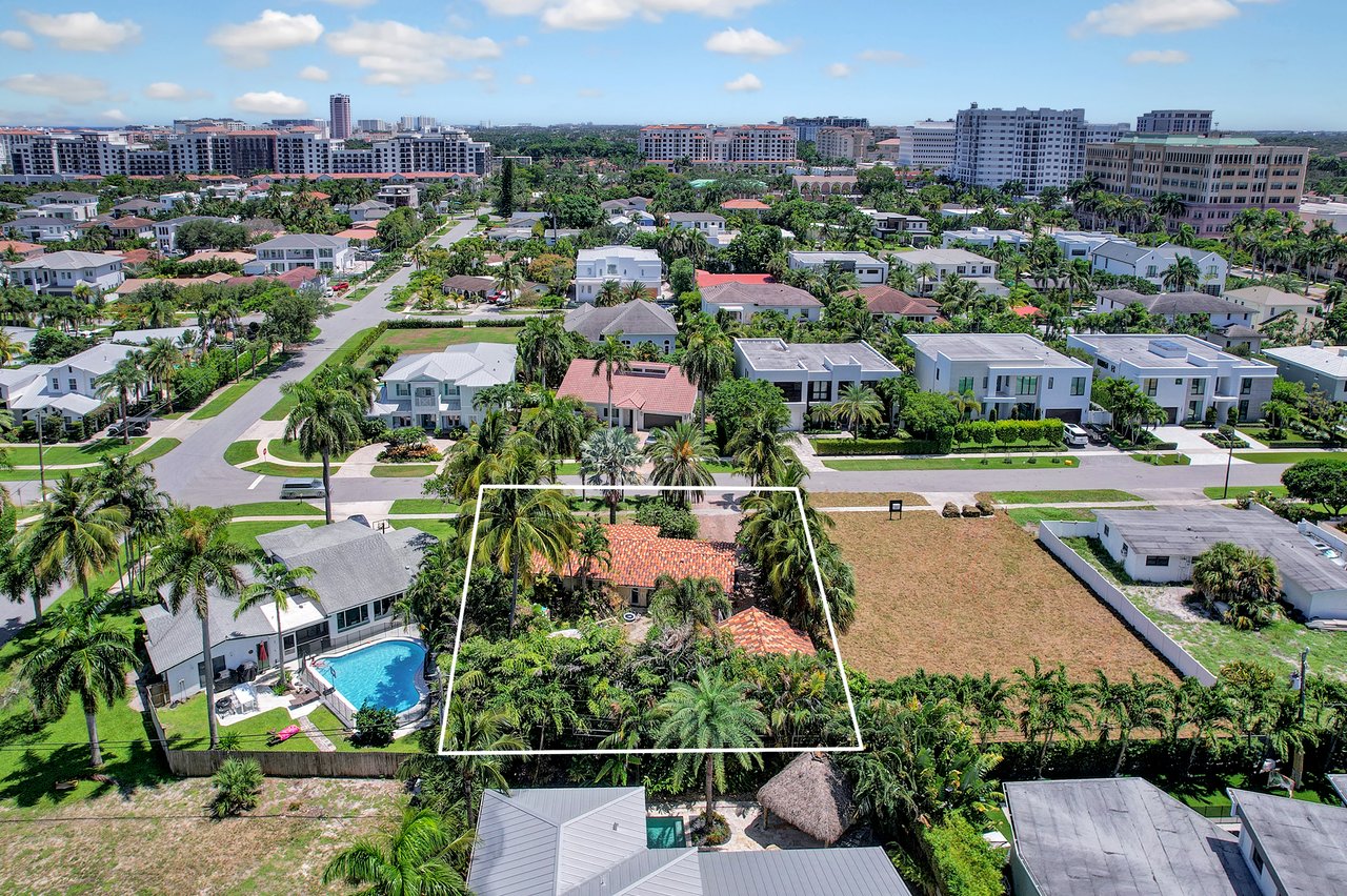 275 NE 4th Street