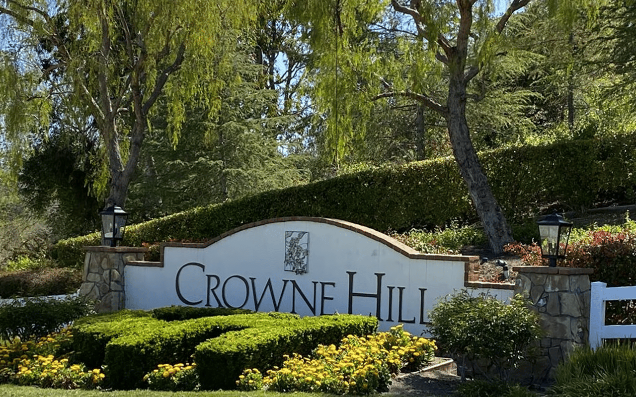 Crowne Hill, Temecula