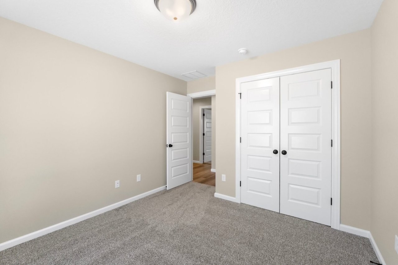 108 Oak Tree Pl