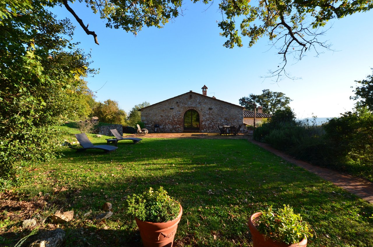 Lovely Siena Tuscan Countryside House