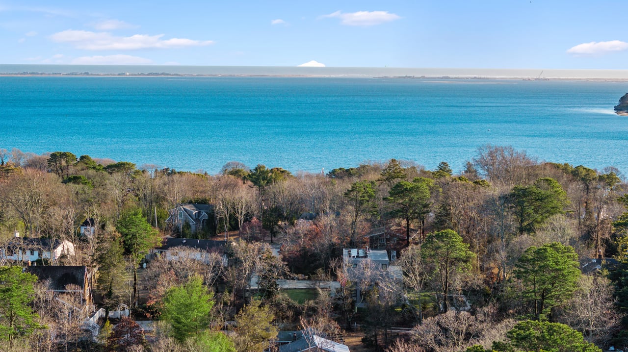 5 Ridge Lane, Hampton Bays
