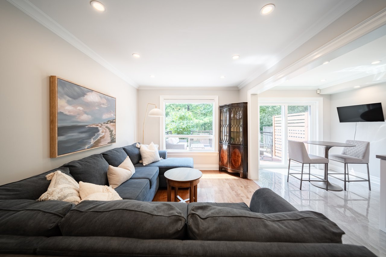 339 Ravineview Way