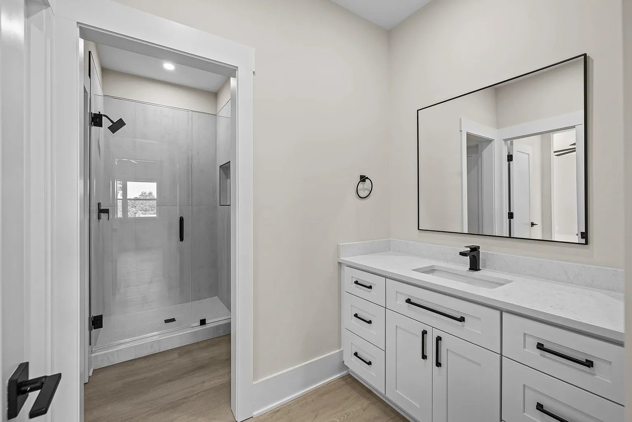 1131 Glen Eagle Dr