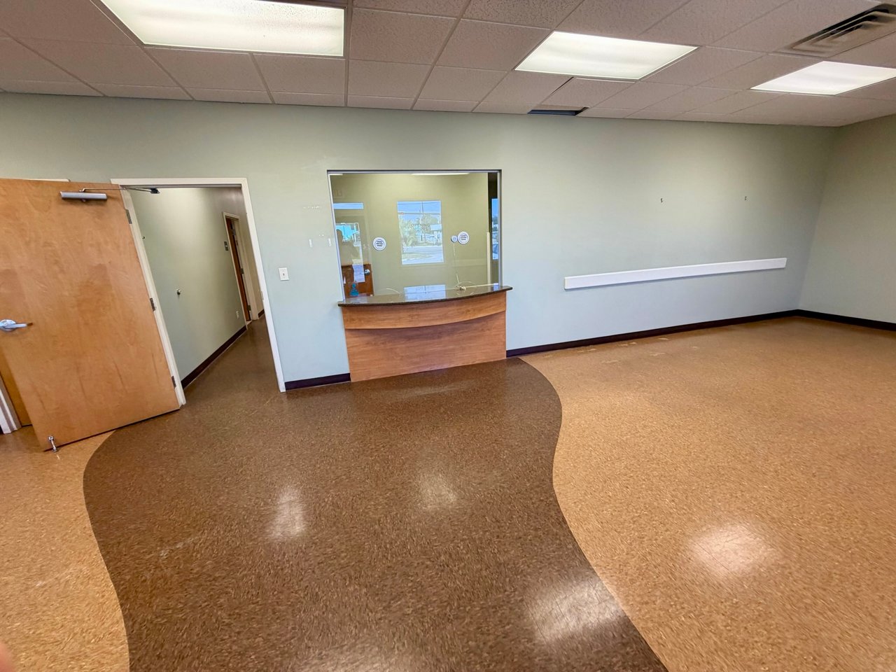 514 Mary Esther Cut Off NW