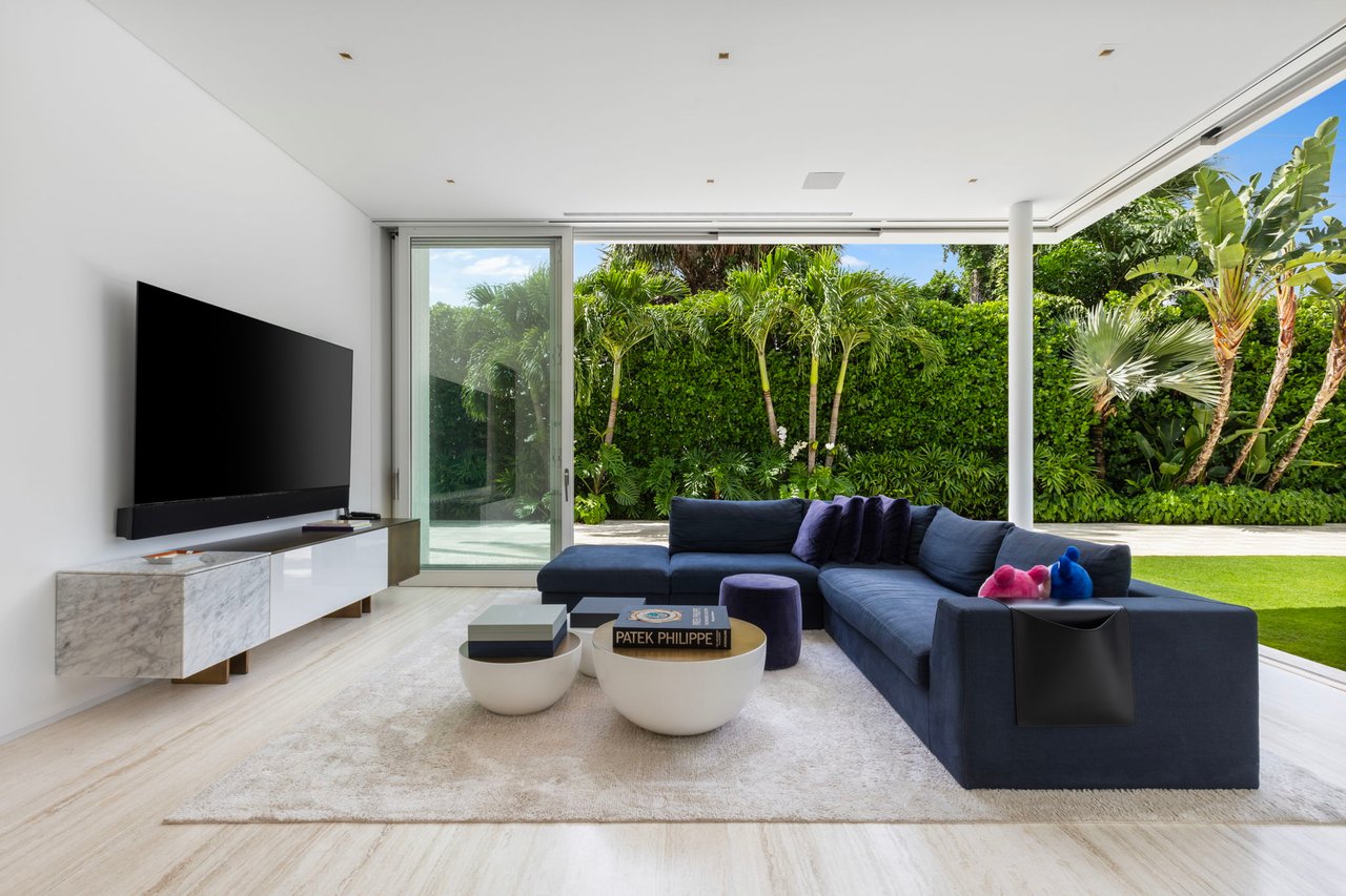 North End Modern Oasis W/ Beach Access