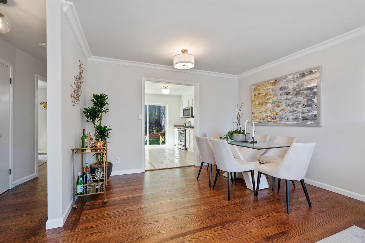 35 Coventry Ct