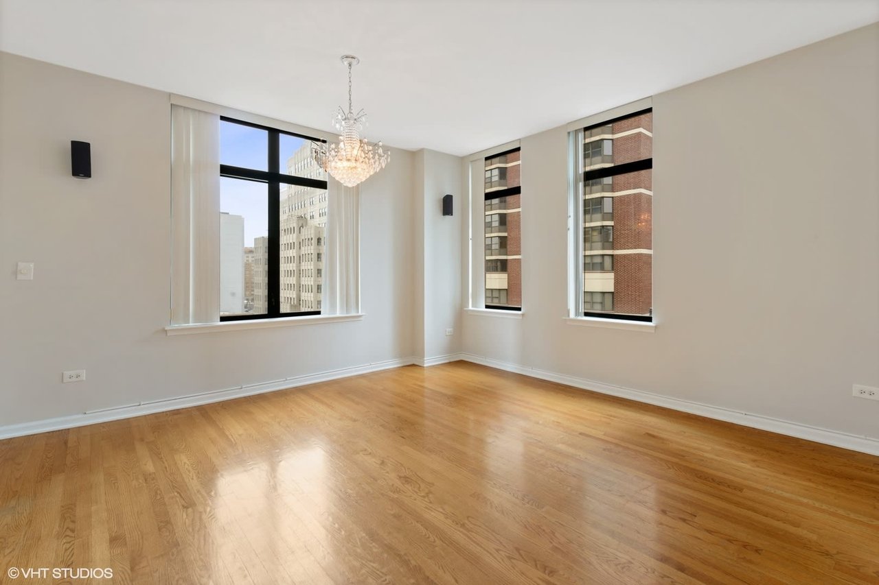 1122 Dearborn 9B rental