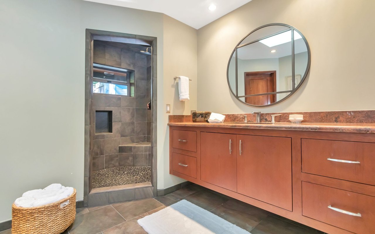 1 Camellia Ln