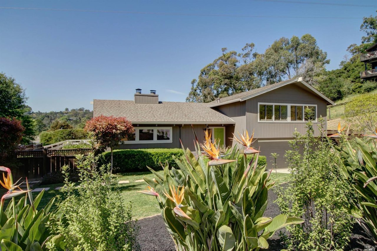9 Balboa Ave