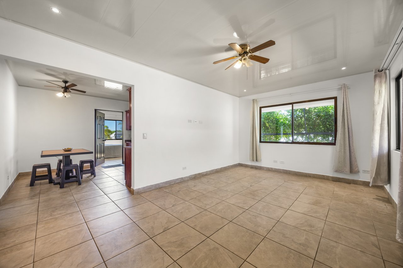 Casa Brisa Azul | 3BR Walk-to-Beach Home in Tamarindo