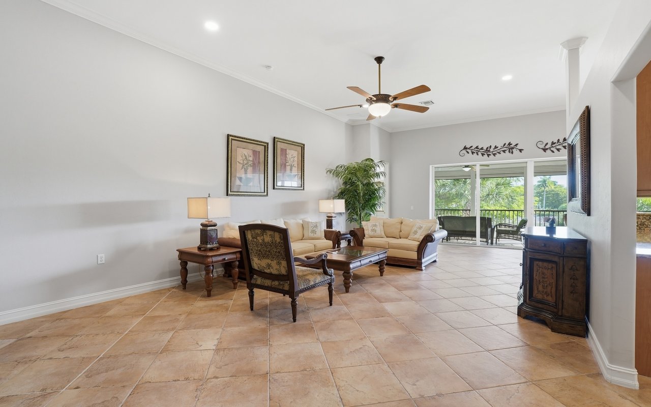 9250 Triana Ter #203