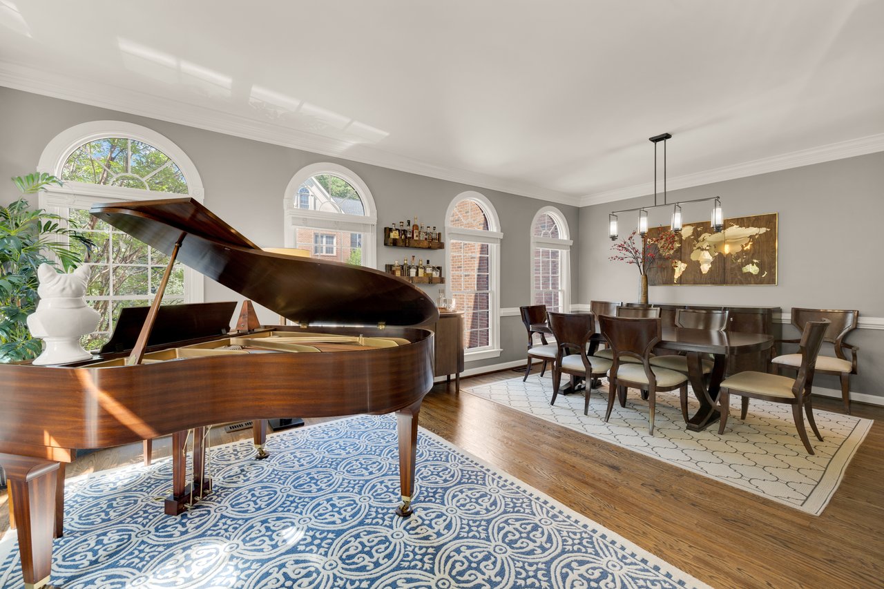 End-unit Falls Church City Townhouse