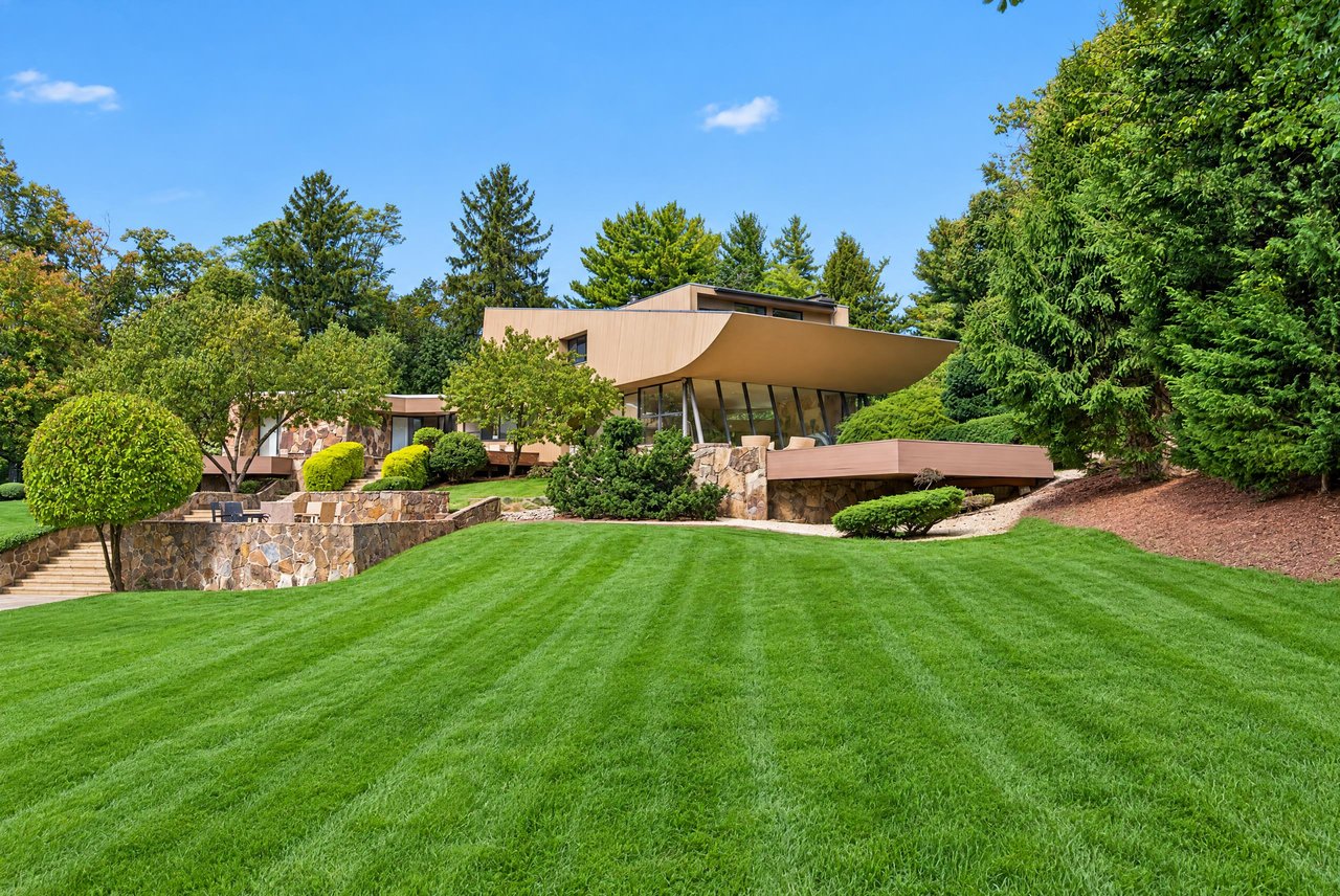 15 Horseshoe Road (Long Island)