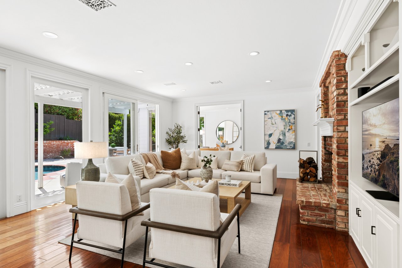 1943 Port Provence Place