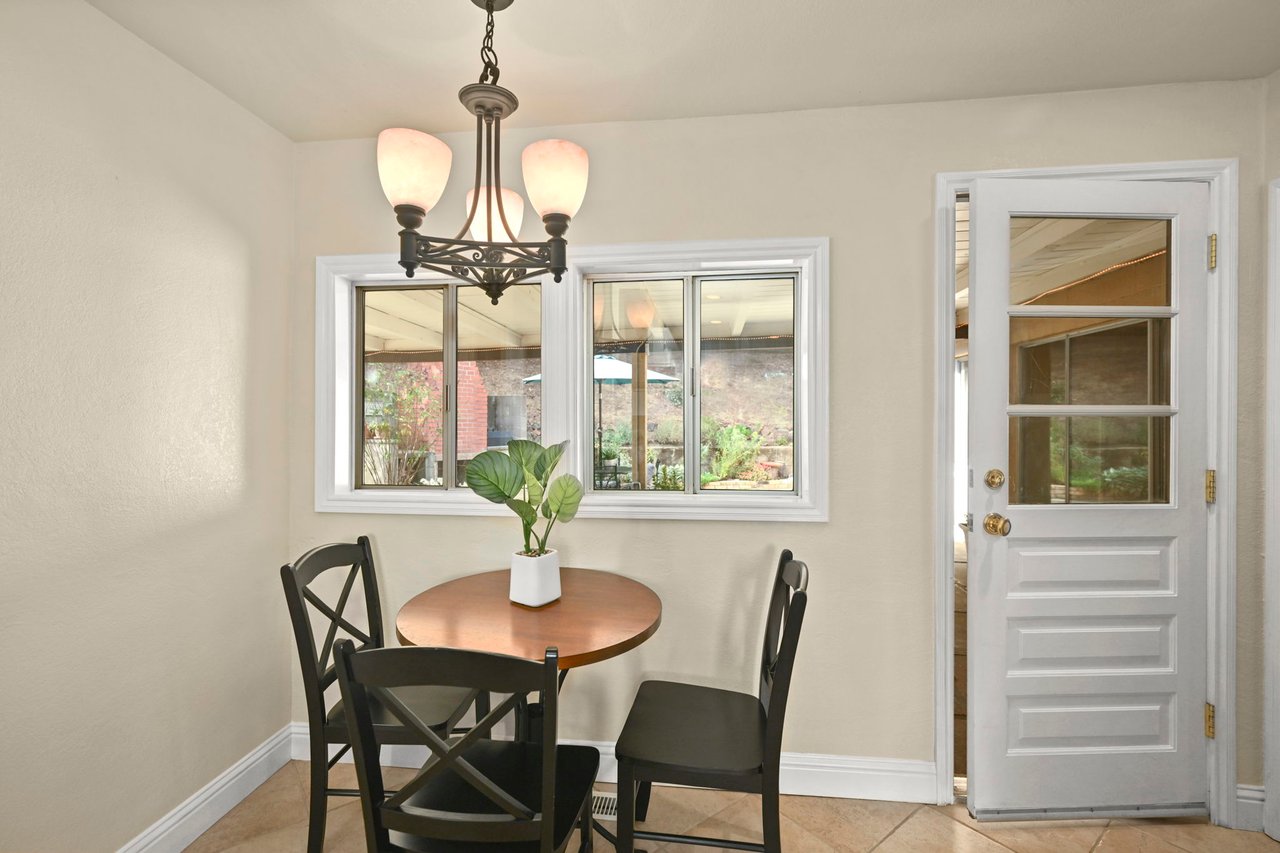 3840 Canyon Way, Martinez