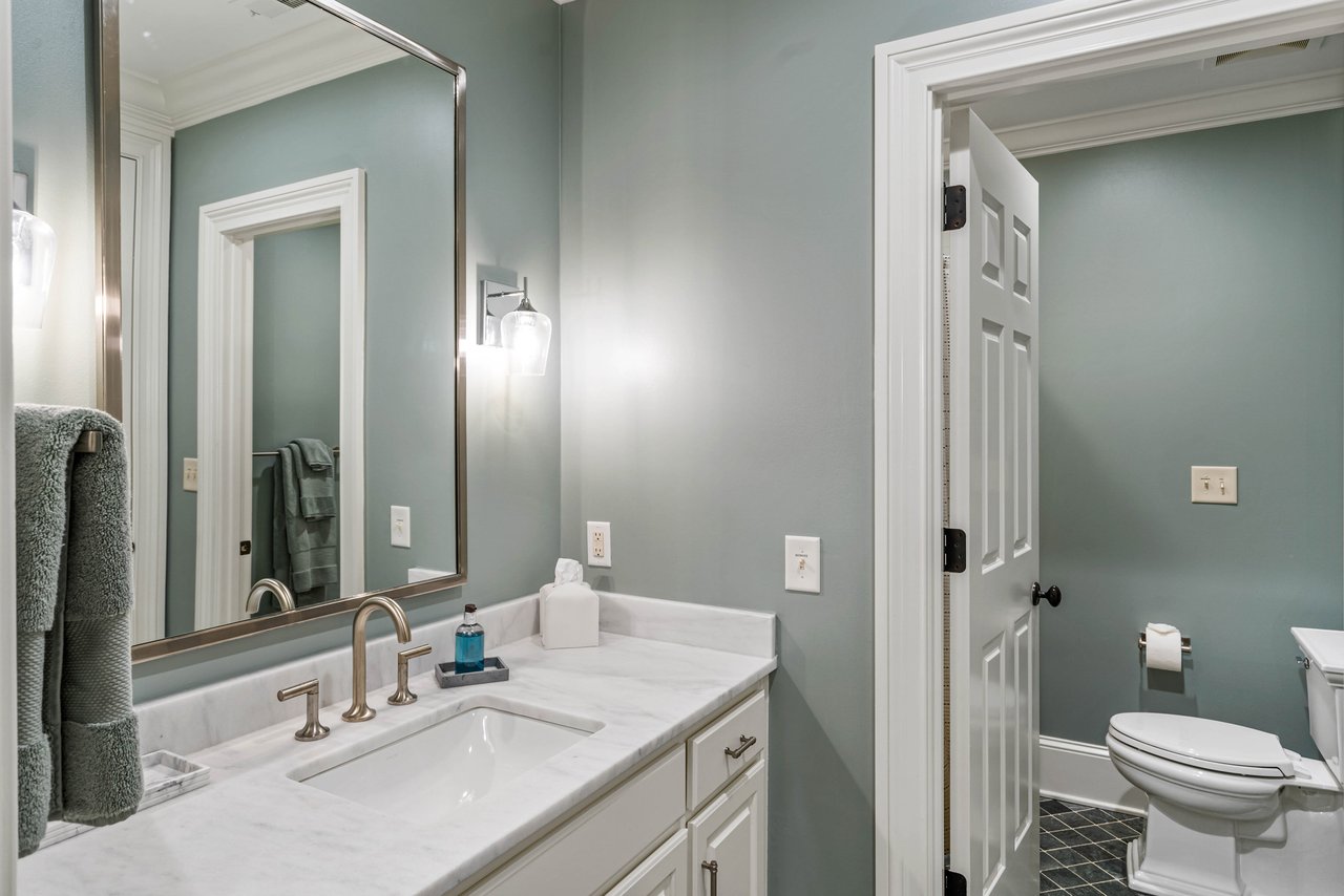 3785 Paces Ferry Road NW