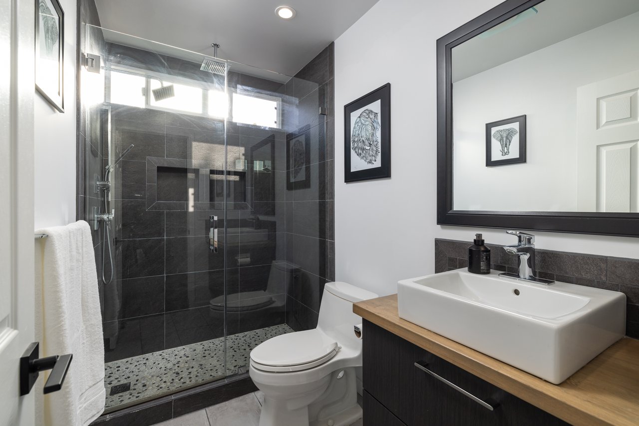 23965 Carrillo Dr