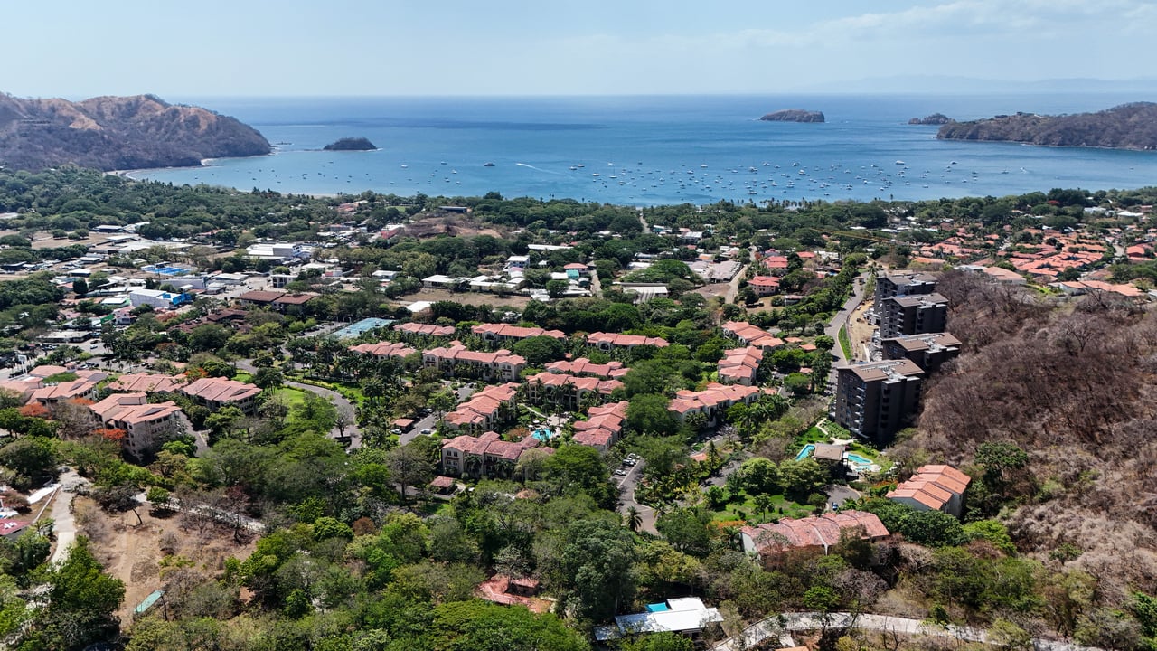 Resort Condo With Pool Views