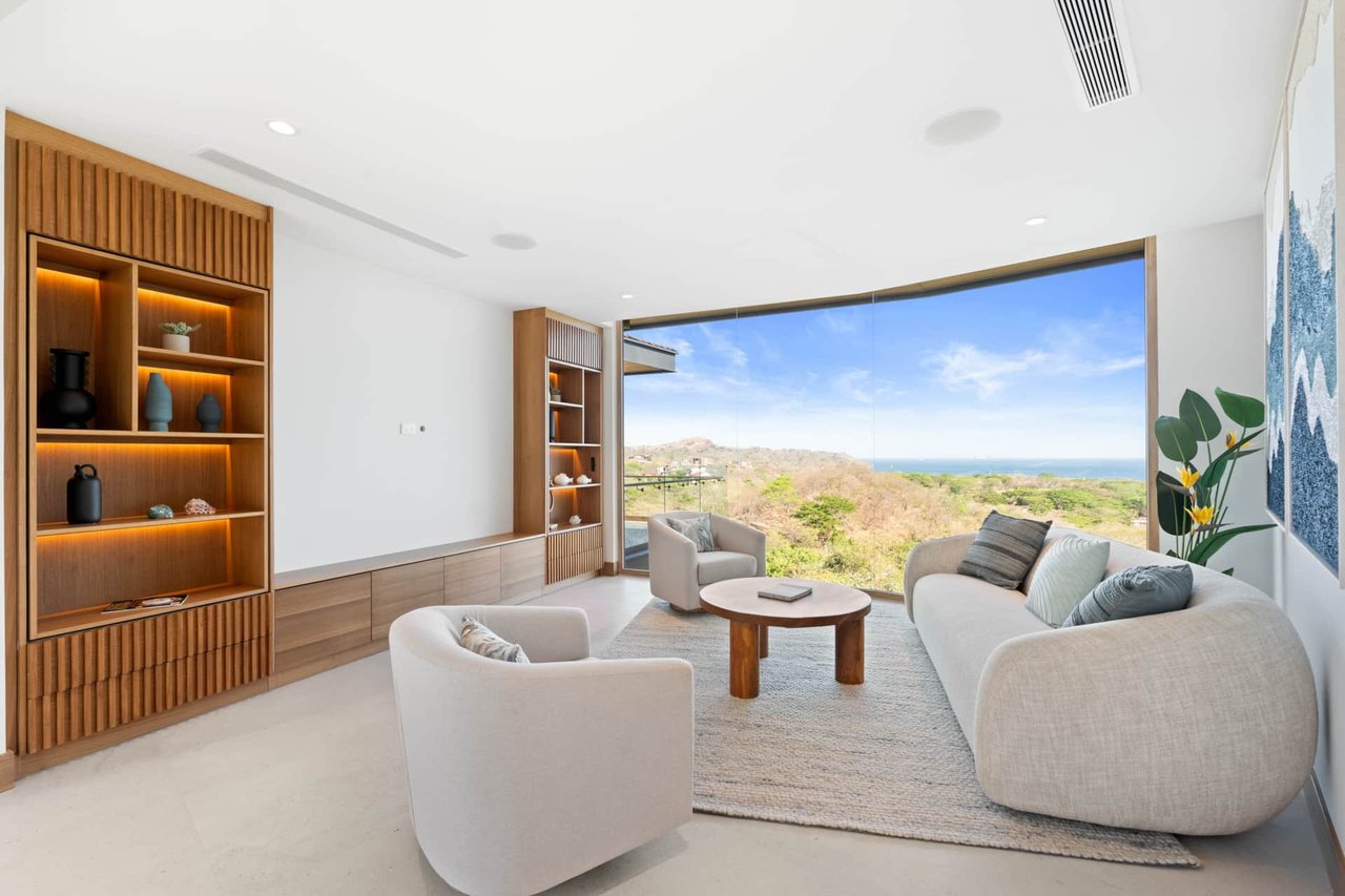 Villa Zaya, Cocobolo #4