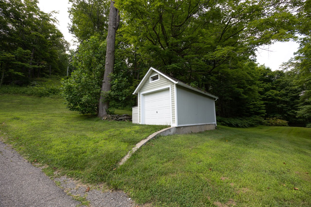401 Woodmont Road