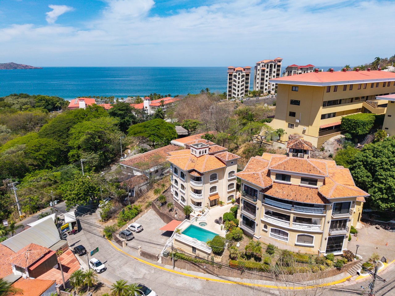 Marina Real 5 | Open Concept 2 Bedroom Condo Across From Flamingo Marina