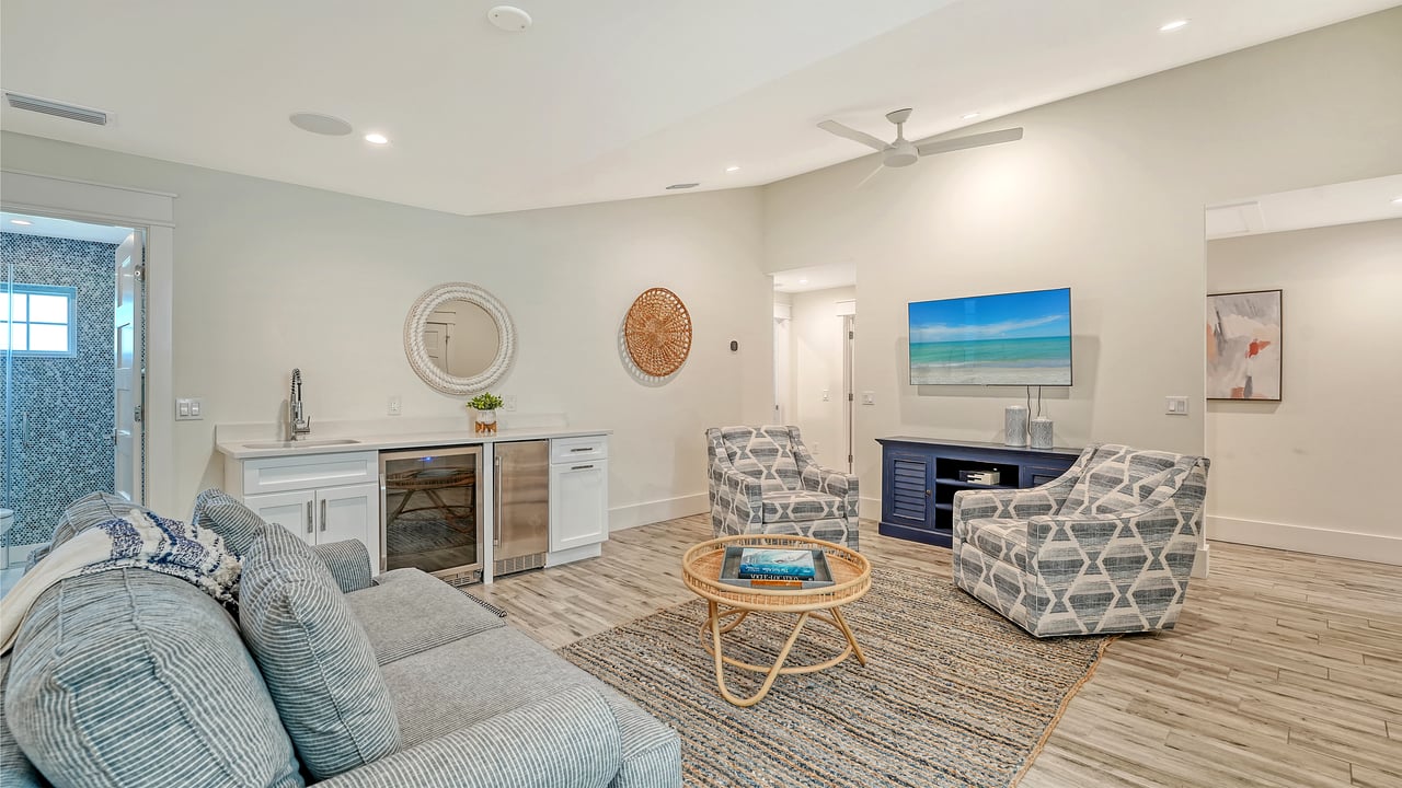 2175 Avenue A, Bradenton Beach, Florida