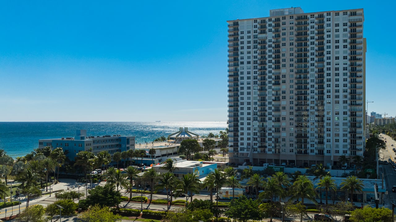 W Pompano Beach Hotel & Residences