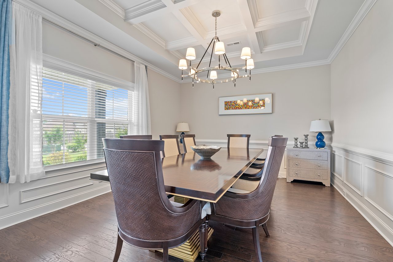 LARGE, GORGEOUS HOME - MADISON CITY SCHOOLS!