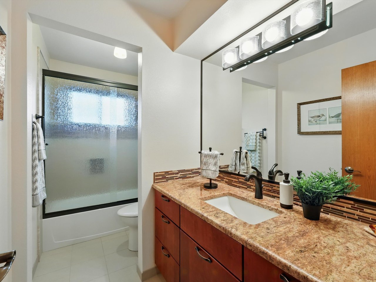 440 Torrey Pines Way