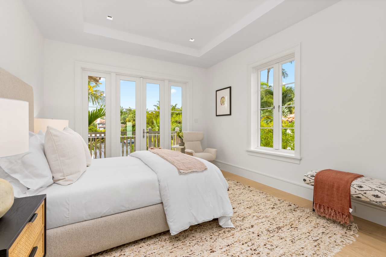 New Construction in Coveted Midtown